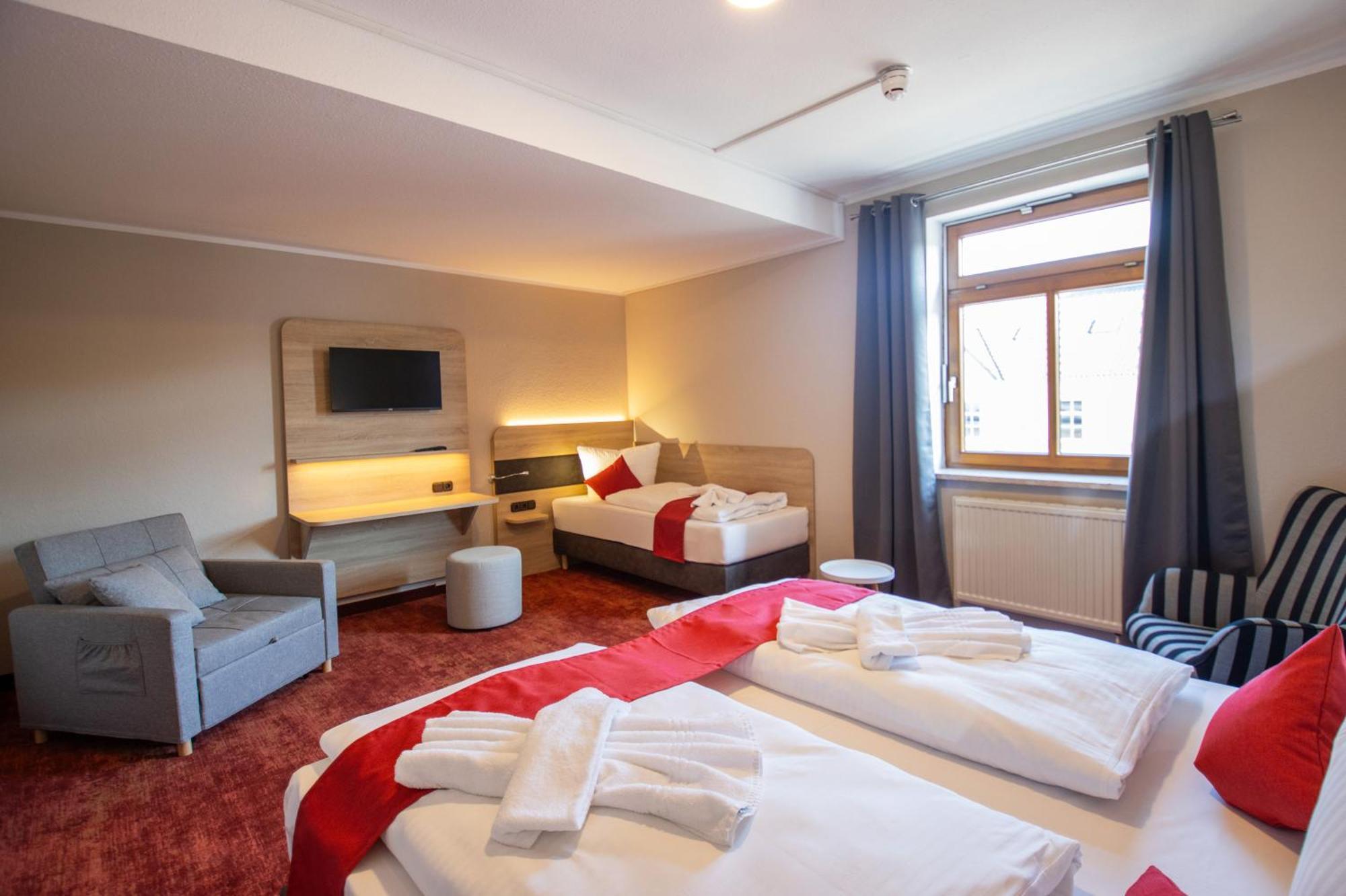 Hotel Lengenfelder Hof Lengenfeld  Exteriör bild