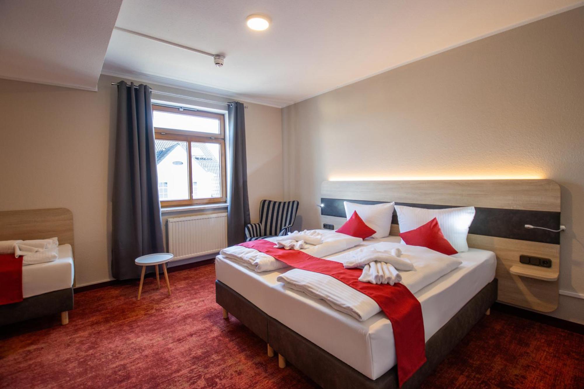 Hotel Lengenfelder Hof Lengenfeld  Exteriör bild