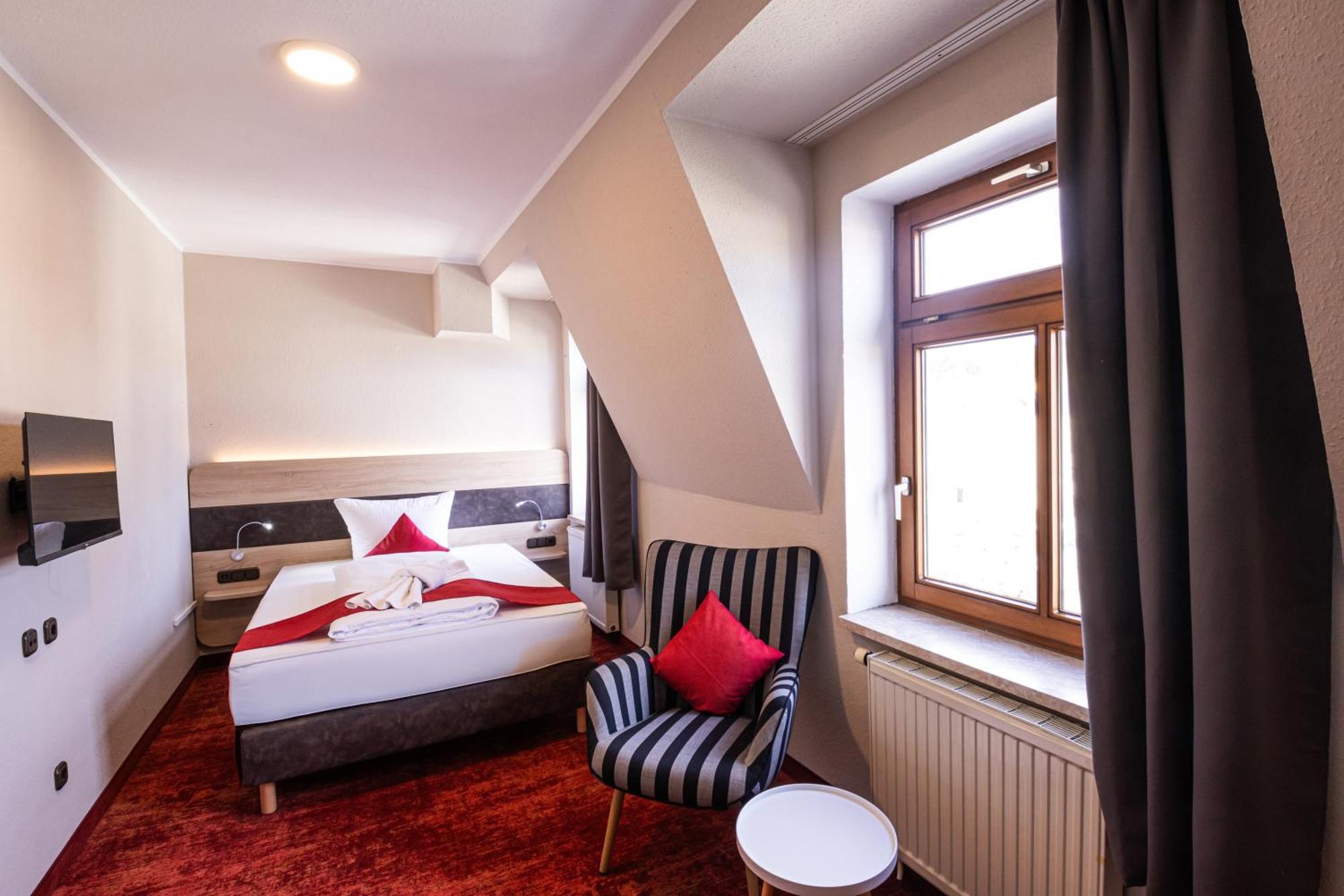 Hotel Lengenfelder Hof Lengenfeld  Exteriör bild